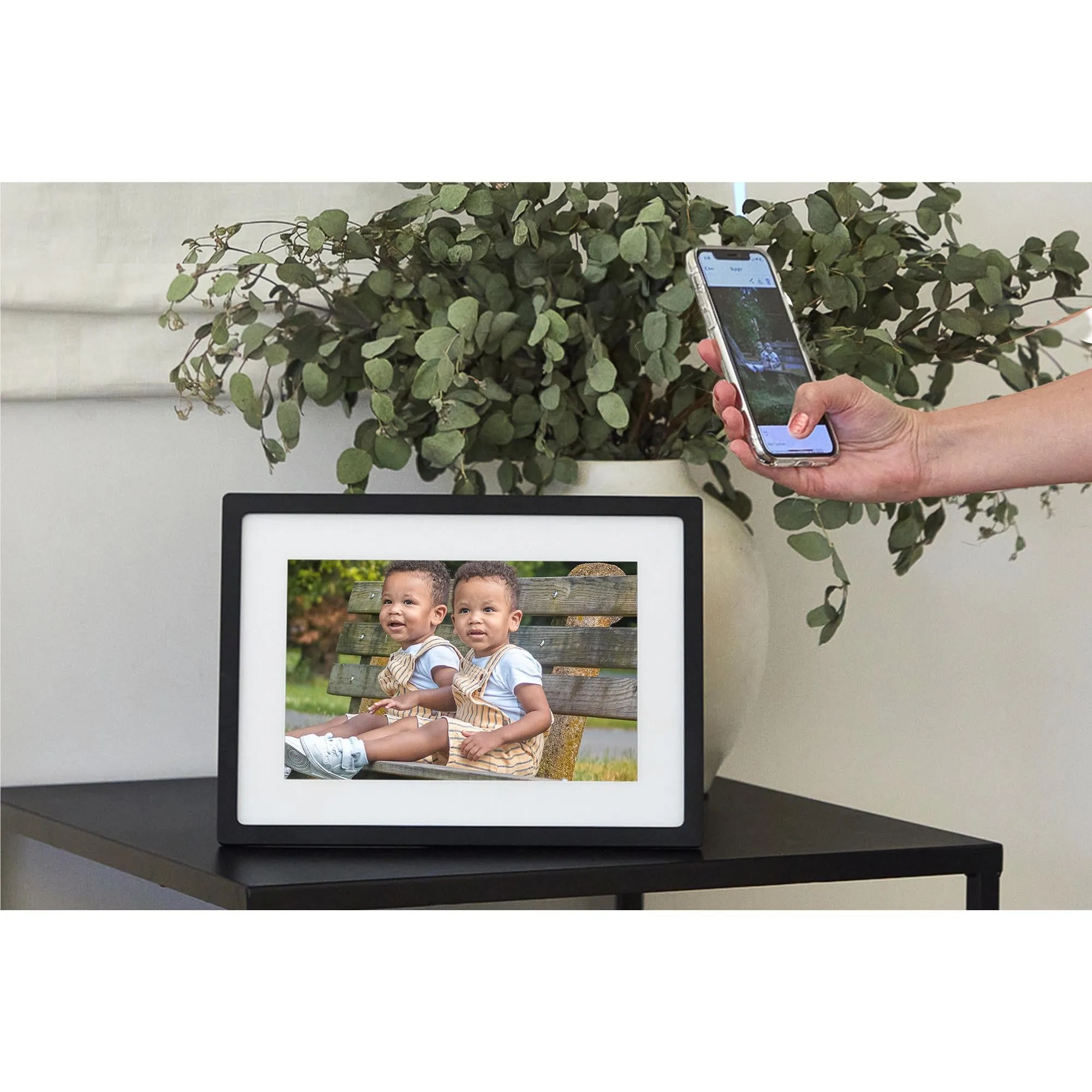 Skylight Smart Photo Frame 10" (Black)