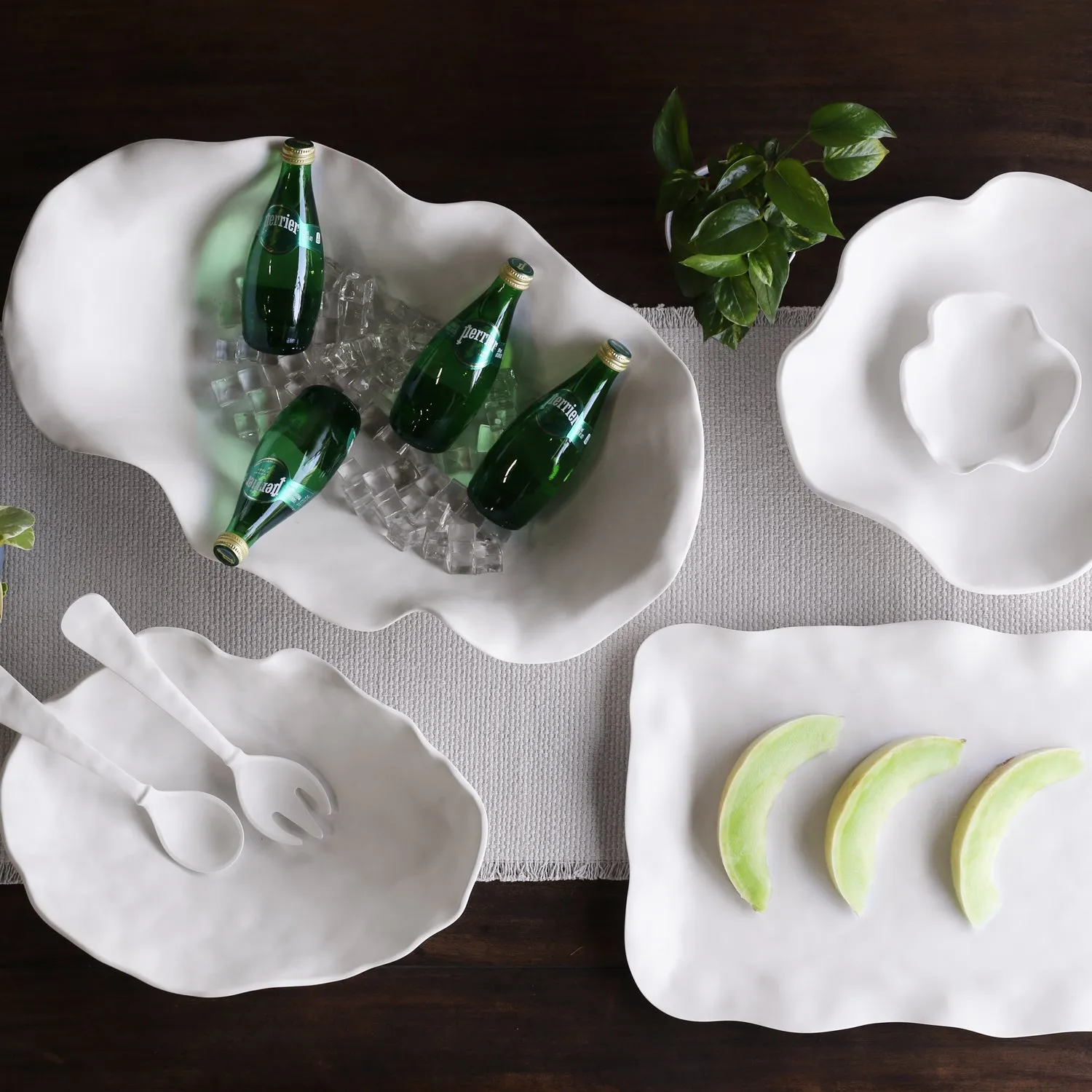 VIDA Nube Large Salad Servers (White)